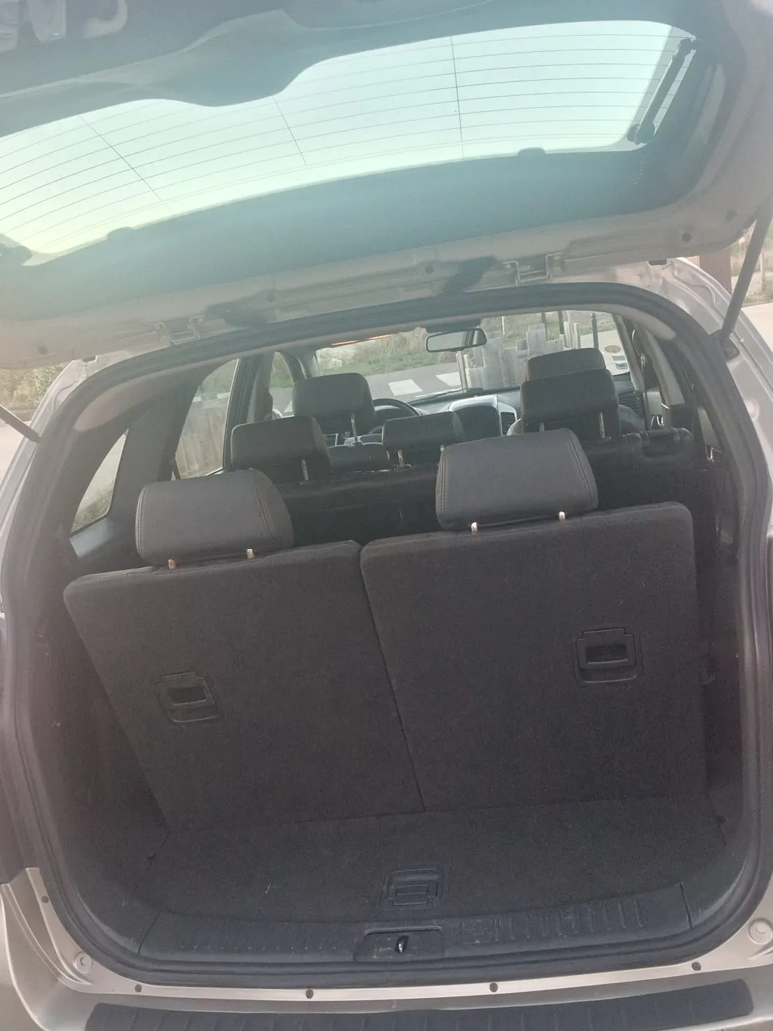 Photo 4 - Chevrolet Captiva